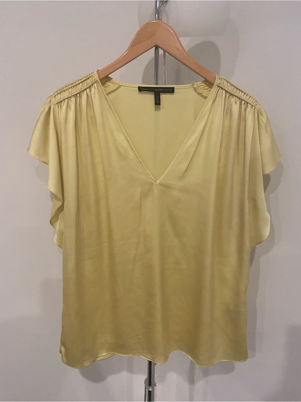 White House Black Market Pale Yellow V-Neck Flutter Sleeve Blouse